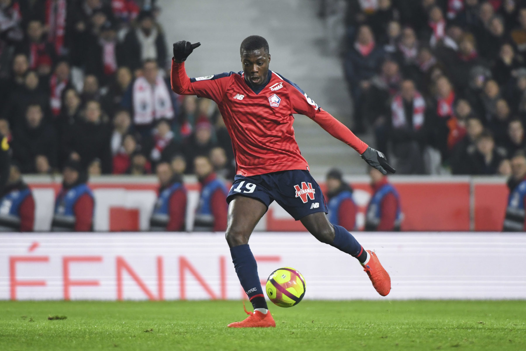 京滨汽车电喷装置画册设计印刷