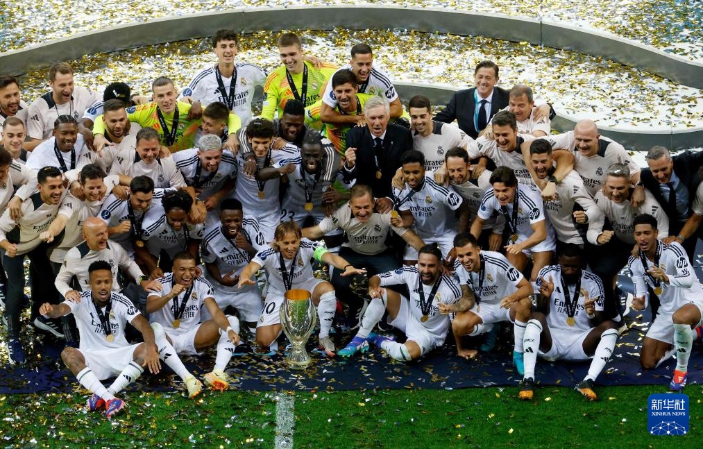 元宇丰舞台灯光logo设计案例